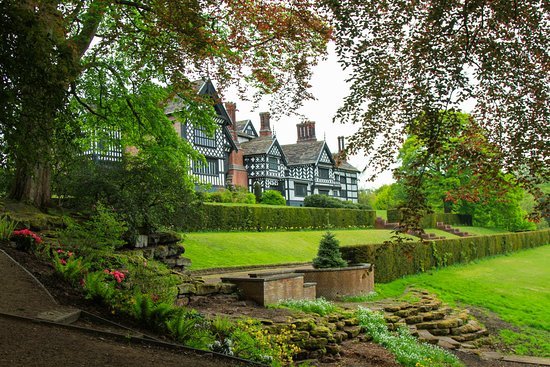 Featured image for Bramhall Park