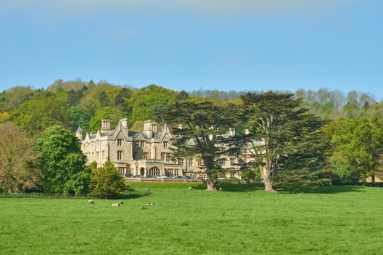 Dumbleton Hall Estate