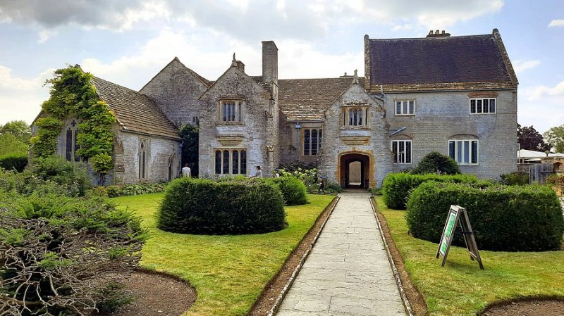 Featured image for Lytes Cary Manor
