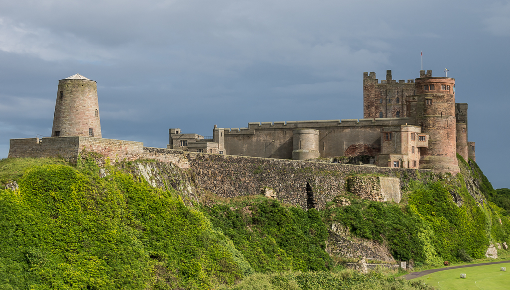 Featured image for Seahouses to Bamburgh Coastal Walk