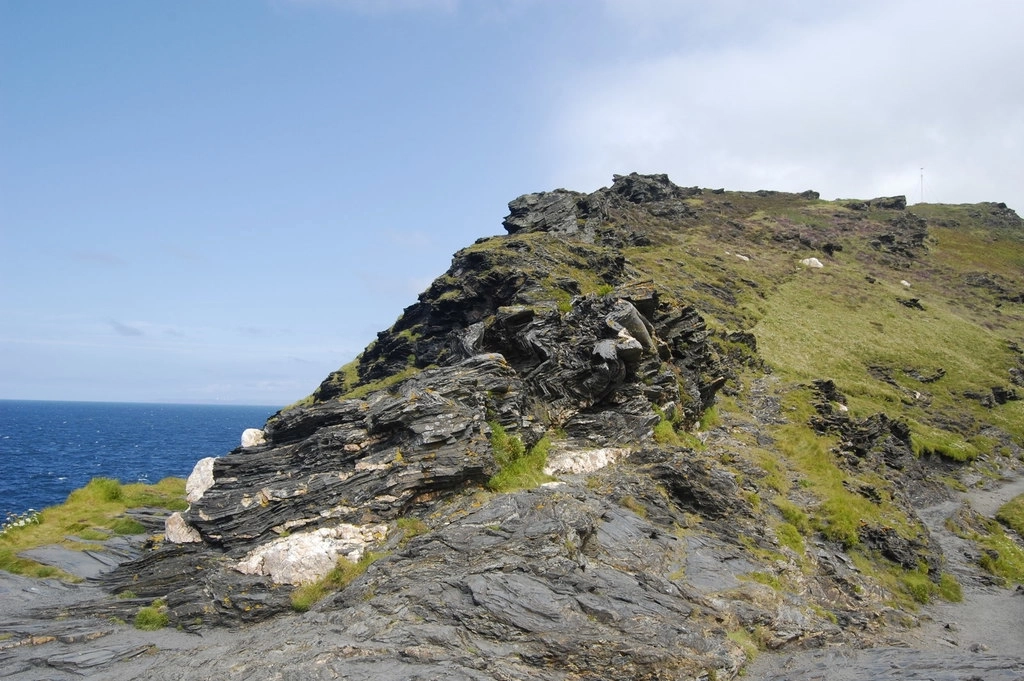 Featured image for Boscastle Harbour & Penally Point Viewpoint Walk